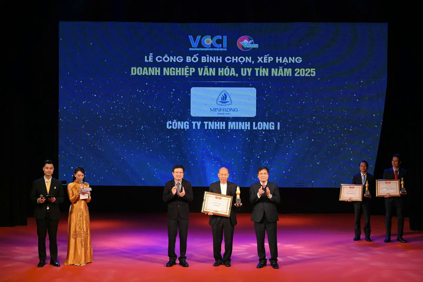 Đ&agrave;i PTTH H&agrave; Nội