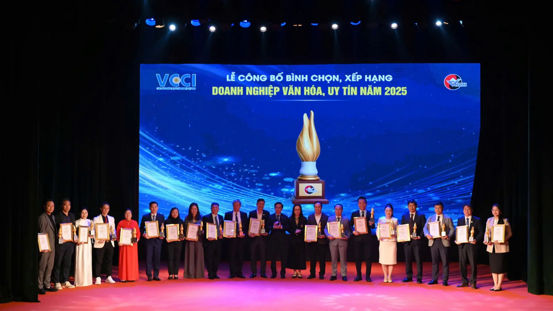 Văn h&oacute;a kiến tạo sức mạnh nội sinh cho doanh nghiệp Việt