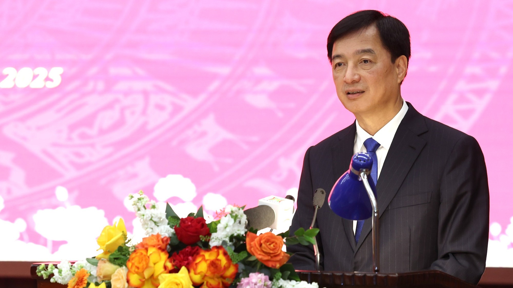 Giới thiệu đồng ch&iacute; Nguyễn Duy Ngọc ứng cử đại biểu Quốc hội kh&oacute;a XVI