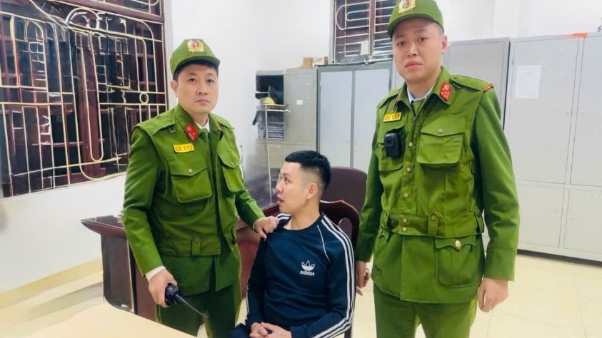 Bắt đối tượng đốt nh&agrave; trọ l&agrave;m 7 người mắc kẹt ở H&agrave; Nội