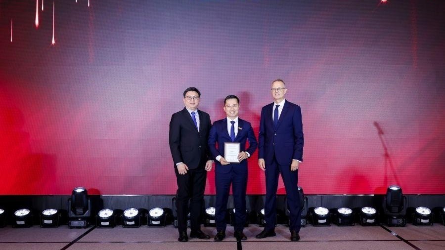 VietinBank: Giải ph&aacute;p kết nối số to&agrave;n diện - Đ&oacute;n đầu xu hướng t&agrave;i ch&iacute;nh 2026