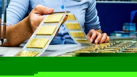 Gi&aacute; v&agrave;ng 24/1: Tăng sốc