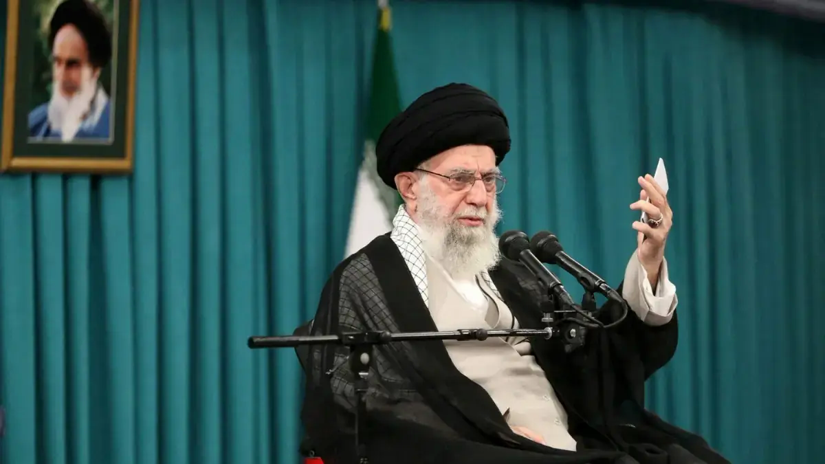 Iran l&ecirc;n &aacute;n h&agrave;nh động qu&acirc;n sự của Mỹ tại Venezuela