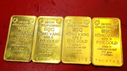 Gi&aacute; v&agrave;ng 1/2: Ch&ecirc;nh lệch mua - b&aacute;n ở mức 3 triệu đồng/lượng
