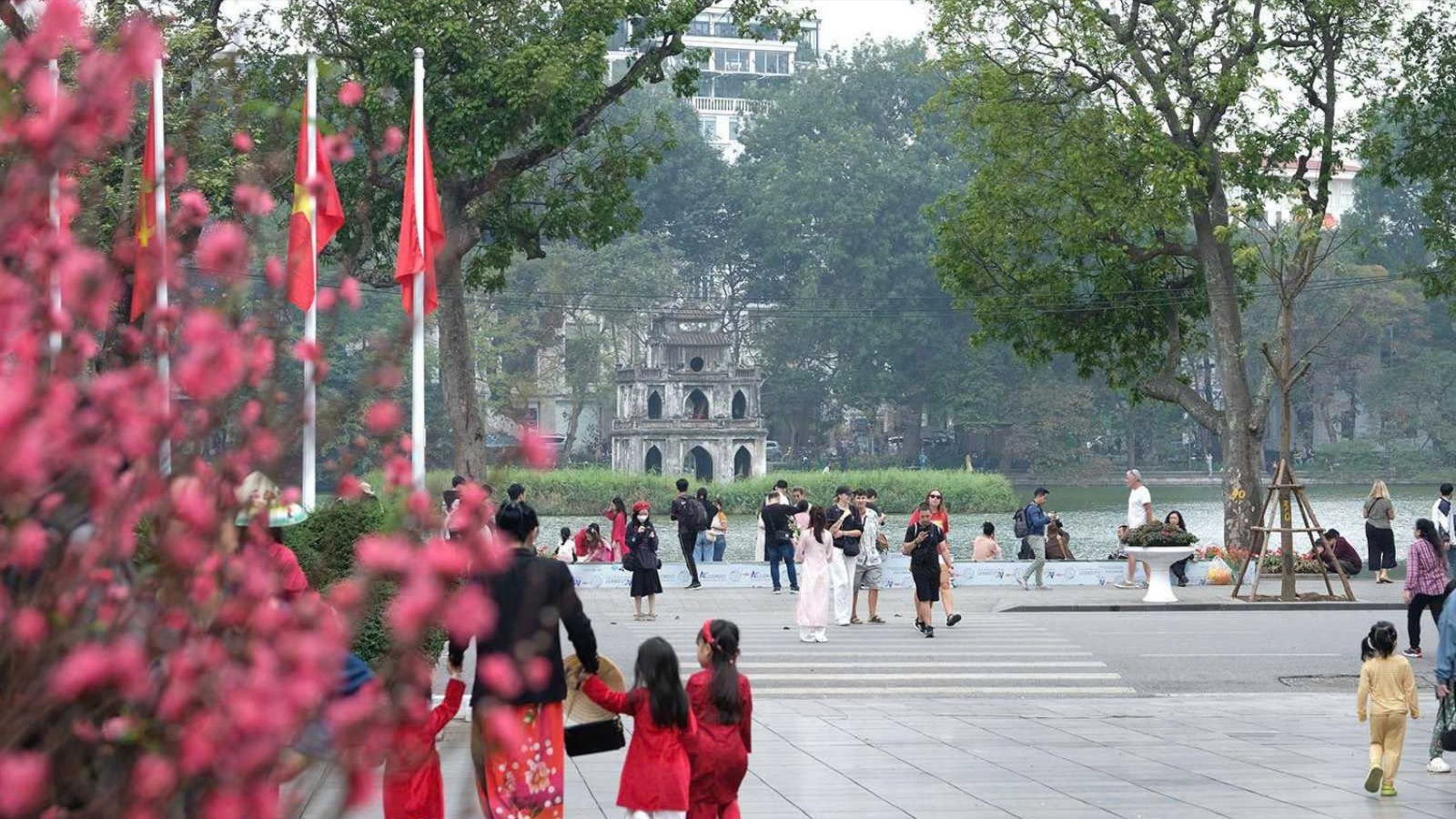 Thời tiết Tết Nguy&ecirc;n đ&aacute;n B&iacute;nh Ngọ: Bắc Bộ đ&ecirc;m v&agrave; s&aacute;ng r&eacute;t, ng&agrave;y nhiều sương m&ugrave;