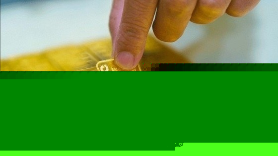 Gi&aacute; v&agrave;ng mất hơn 15 triệu đồng/lượng so với đầu th&aacute;ng 3
