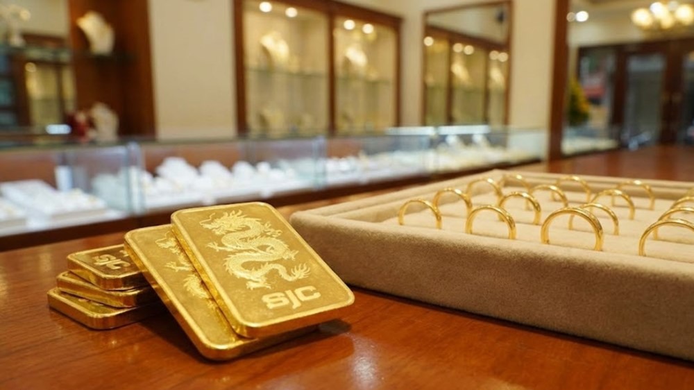 Gi&aacute; v&agrave;ng ng&agrave;y 31/3 'bốc hơi' 11 triệu đồng/lượng so với cuối th&aacute;ng 2