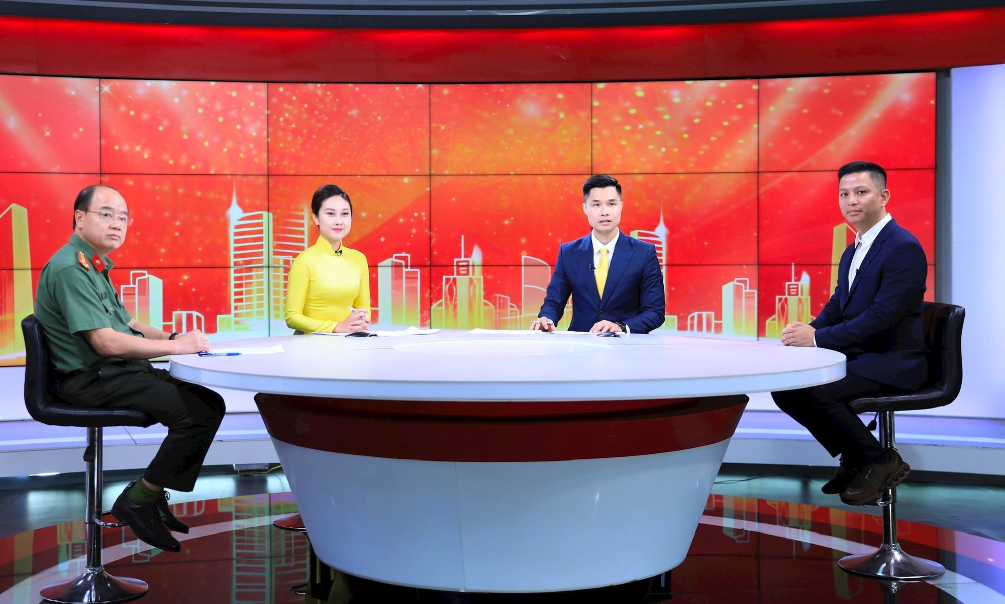 Đ&agrave;i PTTH H&agrave; Nội
