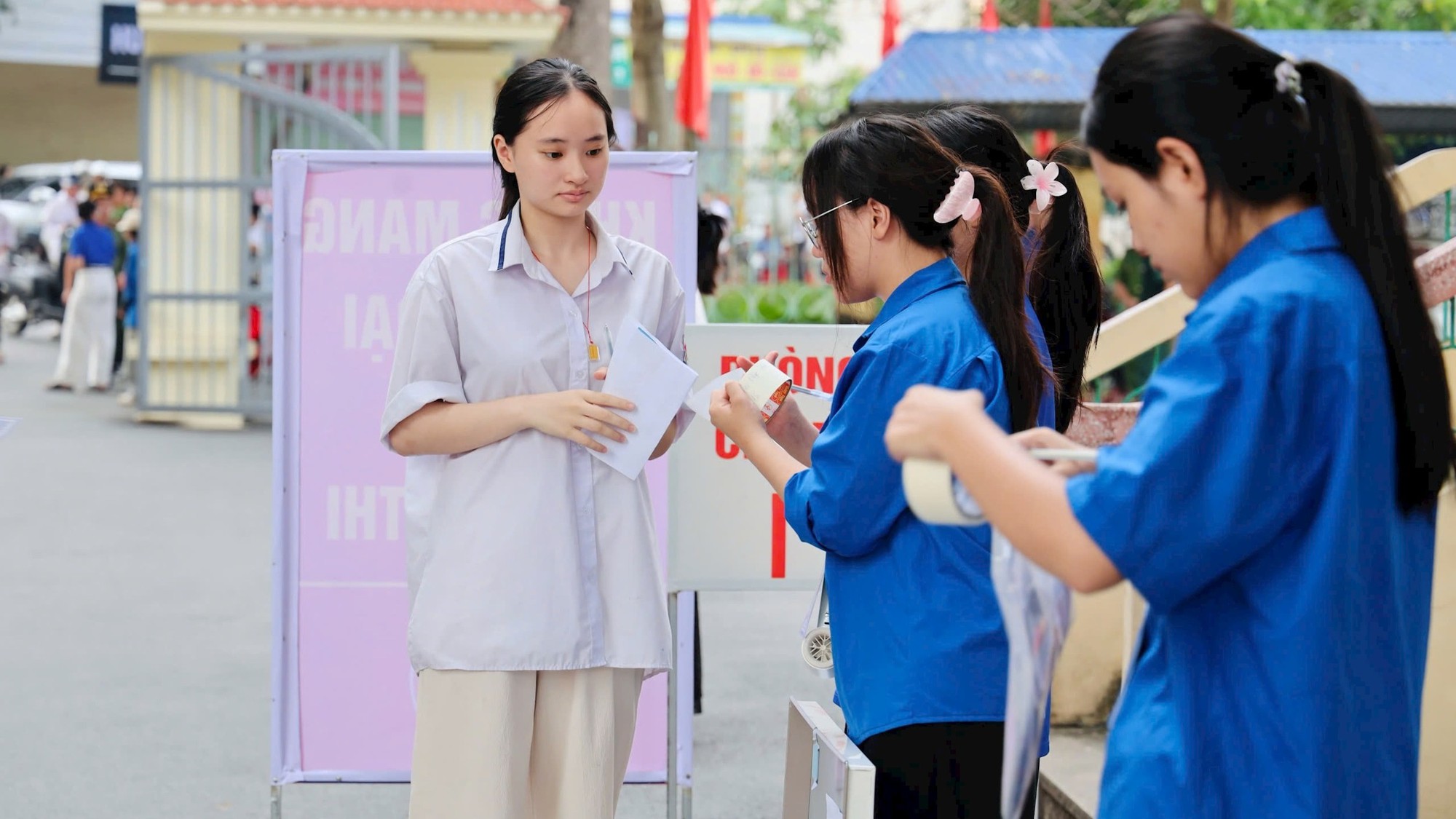 Gợi &yacute; đ&aacute;p &aacute;n 24 m&atilde; đề m&ocirc;n To&aacute;n - kỳ thi tốt nghiệp THPT 2026