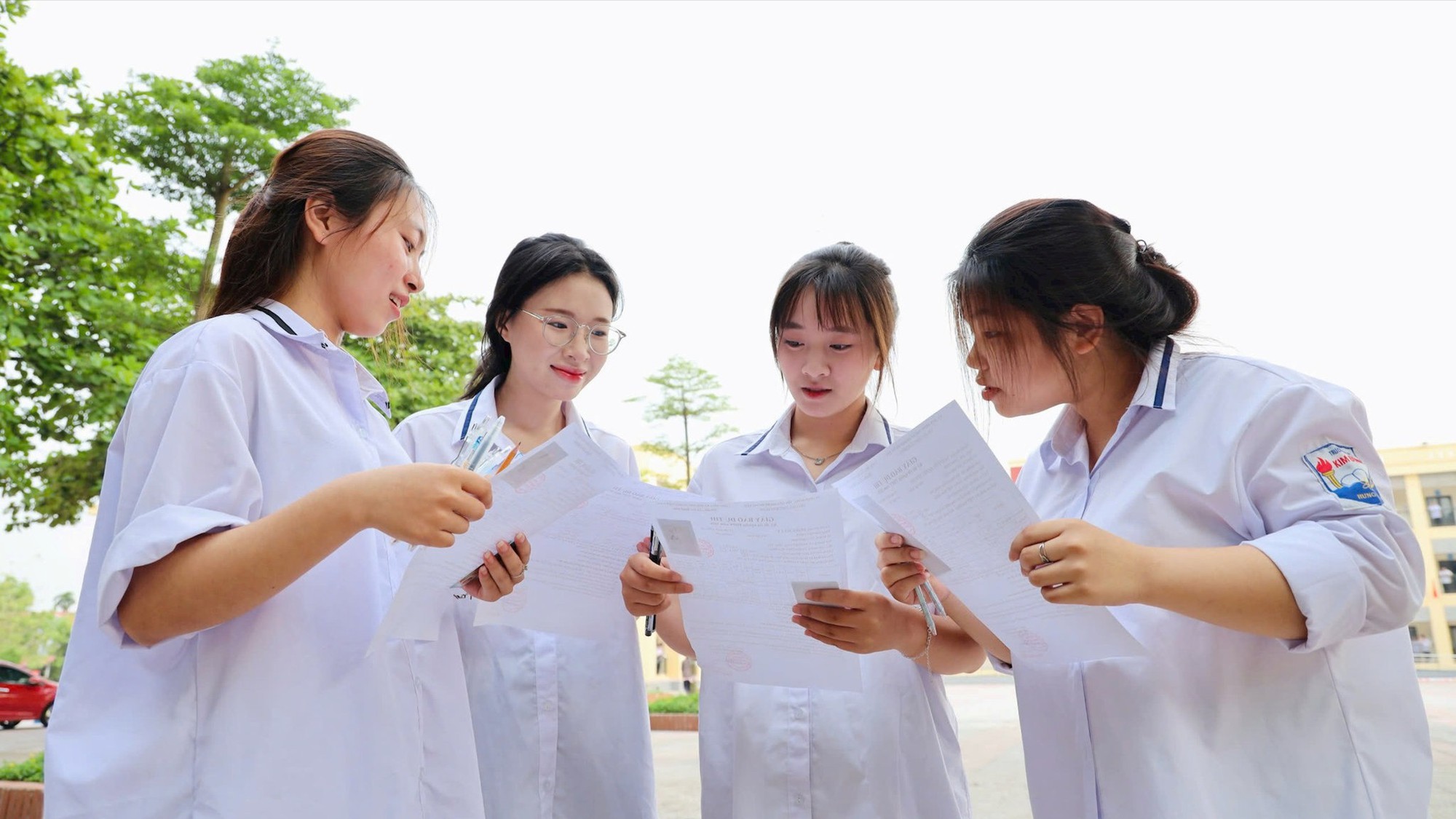 Bộ Gi&aacute;o dục v&agrave; Đ&agrave;o tạo c&ocirc;ng bố đ&aacute;p &aacute;n c&aacute;c m&ocirc;n thi tốt nghiệp THPT 2026