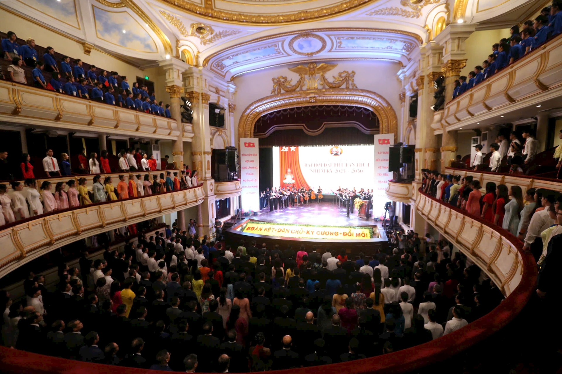 Đ&agrave;i PTTH H&agrave; Nội