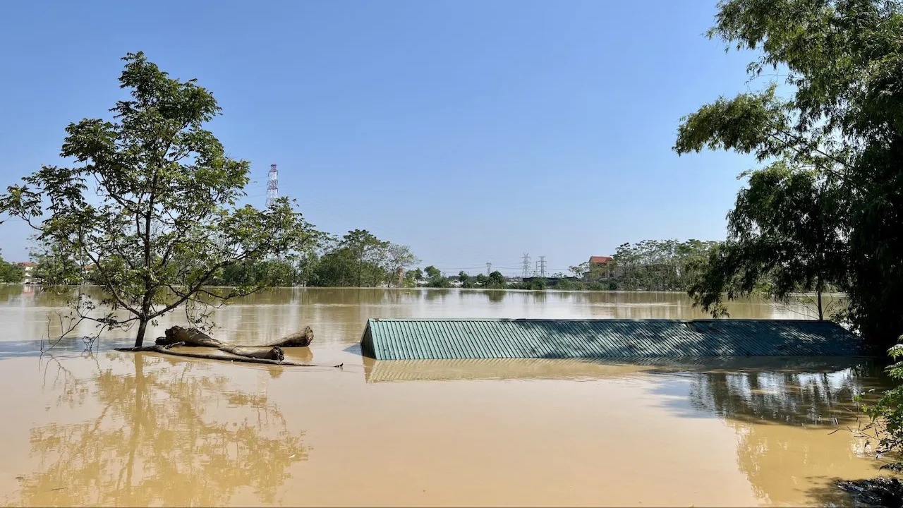 Sau s&ocirc;ng T&iacute;ch, H&agrave; Nội tiếp tục b&aacute;o động lũ tr&ecirc;n s&ocirc;ng Cầu