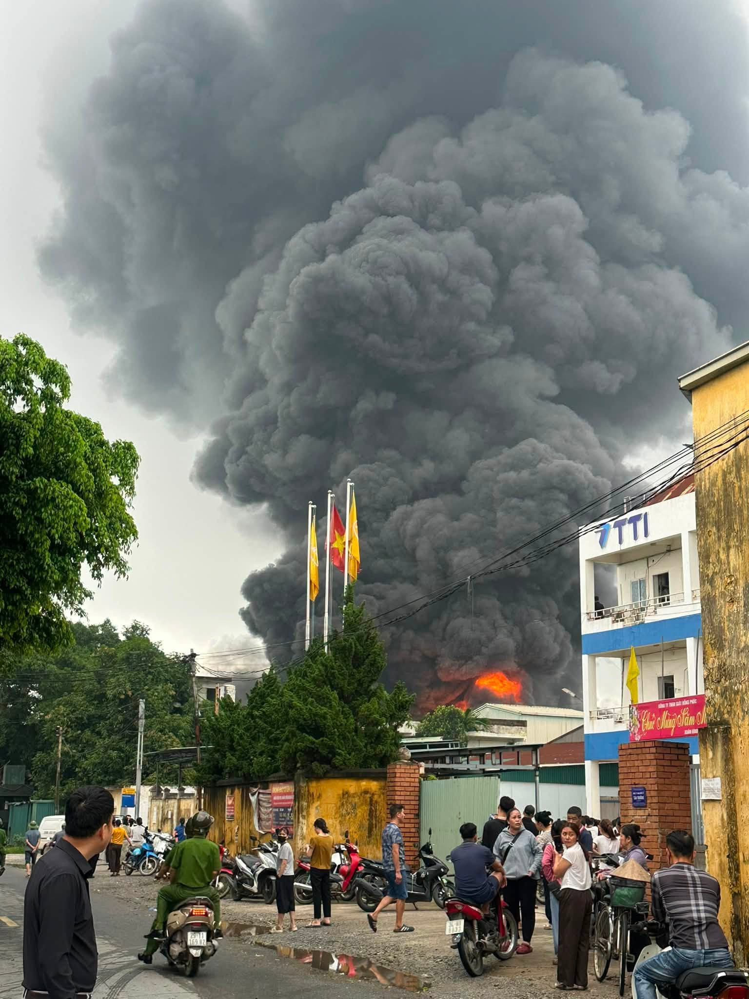 Đ&agrave;i PTTH H&agrave; Nội