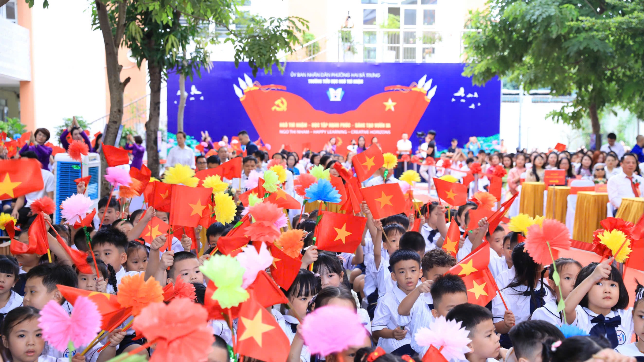 H&agrave; Nội tưng bừng khai giảng năm học mới 2026 - 2027