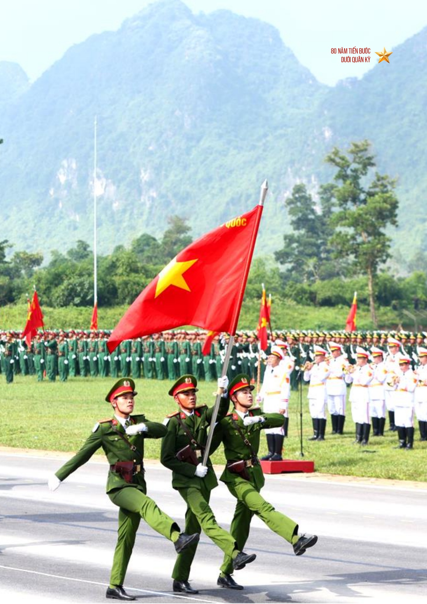 80 năm tiến bước dưới qu&acirc;n kỳ - Những bản nhạc diễu binh hay nhất - trang 21