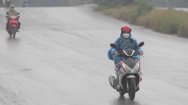 Dự b&aacute;o thời tiết 22/3, H&agrave; Nội c&oacute; mưa ph&ugrave;n, sương m&ugrave;