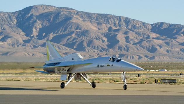 Mẫu m&aacute;y bay chở kh&aacute;ch si&ecirc;u thanh 2.100km/h ho&agrave;n th&agrave;nh bay thử