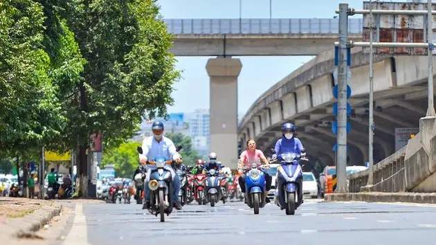Dự b&aacute;o thời tiết 27/4, H&agrave; Nội nắng n&oacute;ng gay gắt