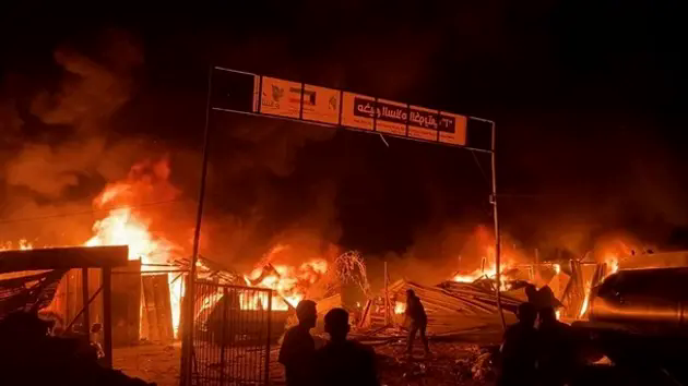 Israel kh&ocirc;ng k&iacute;ch Rafah trả đũa Hamas, 35 người thiệt mạng