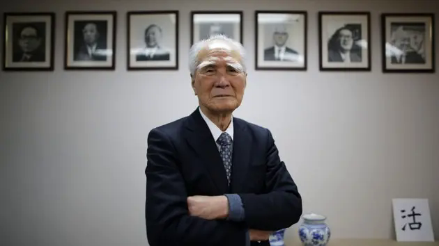 Cựu Thủ tướng Nhật Bản Murayama Tomiichi gửi thư chia buồn