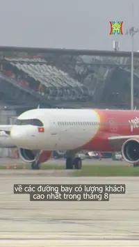 Ba đường bay Việt lọt top 10 đ&ocirc;ng kh&aacute;ch nhất