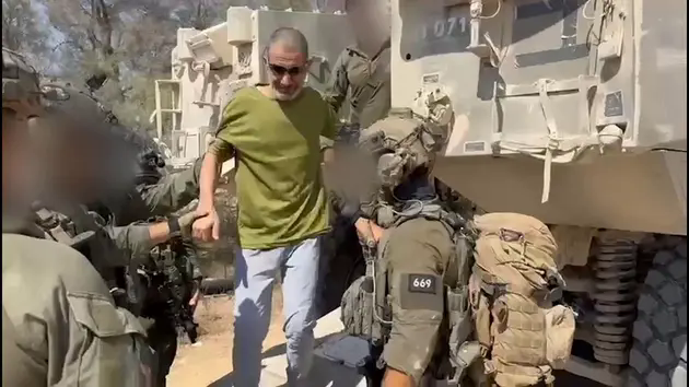 Israel đột k&iacute;ch Gaza, giải cứu con tin bị giam 11 th&aacute;ng