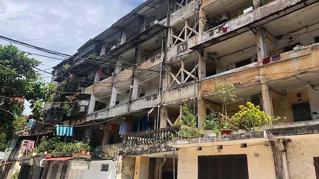 Di dời 160 d&acirc;n chung cư A7 T&acirc;n Mai tr&aacute;nh b&atilde;o Yagi ngay trong đ&ecirc;m