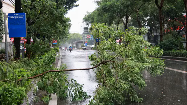 H&agrave; Nội sẽ c&oacute; gi&oacute; giật cấp 9-10 từ 15 đến 19h