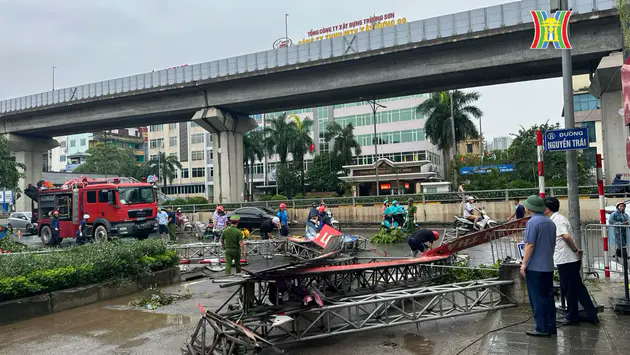 H&agrave;ng ng&agrave;n c&acirc;y xanh, nhiều c&ocirc;ng tr&igrave;nh bị hư hại sau b&atilde;o