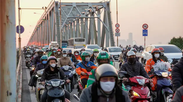 H&agrave; Nội cấm nhiều loại xe qua cầu Chương Dương