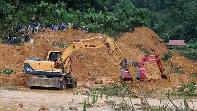 Sạt lở đất tại Y&ecirc;n B&aacute;i, 9 người tử vong trong đ&ecirc;m
