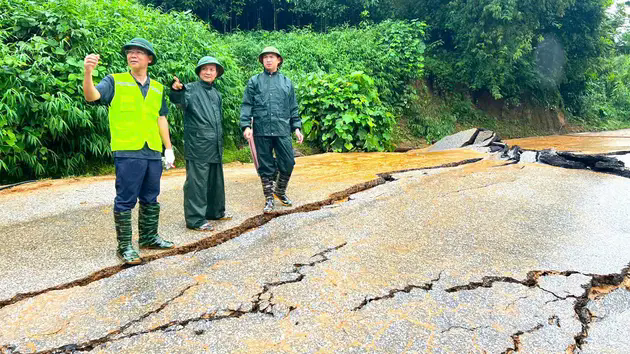 Cấp 1.500 rọ th&eacute;p hỗ trợ H&agrave; Giang gia cố đường