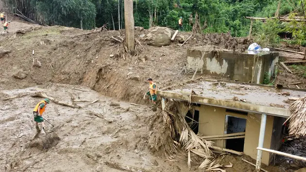 H&igrave;nh ảnh L&agrave;ng Nủ hoang t&agrave;n sau buổi s&aacute;ng định mệnh