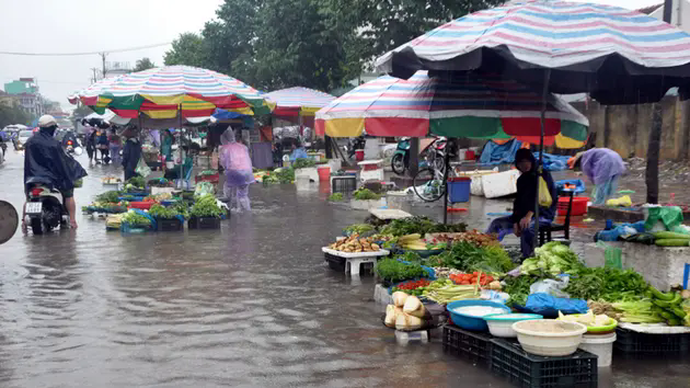 C&aacute;ch ph&ograve;ng ngừa ngộ độc thực phẩm sau lũ