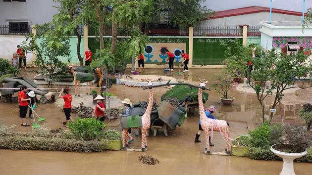 26 trường ở H&agrave; Nội chưa thể đ&oacute;n học sinh trở lại