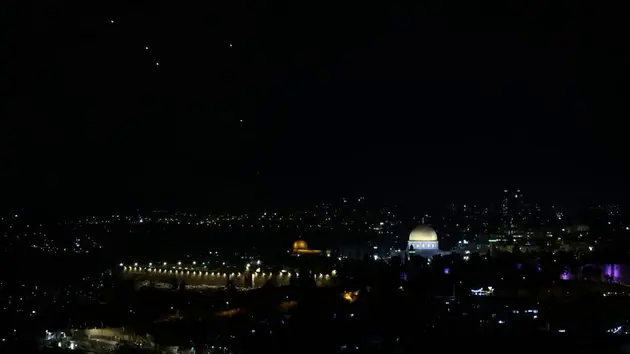 Iran chuẩn bị &iacute;t nhất 10 kế hoạch đ&aacute;p trả Israel