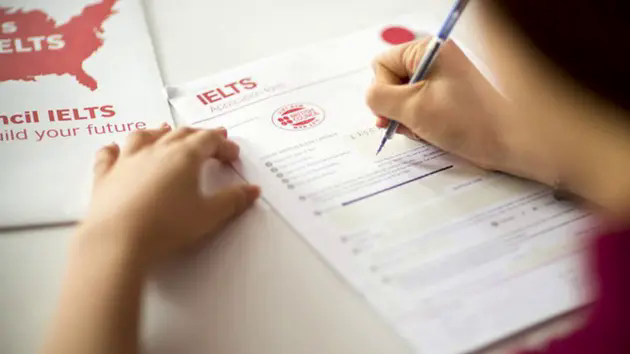Dừng thi IELTS tr&ecirc;n giấy tại Việt Nam từ 30/3