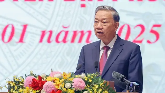 Ưu ti&ecirc;n h&agrave;ng đầu l&agrave; tinh gọn tổ chức bộ m&aacute;y của hệ thống ch&iacute;nh trị