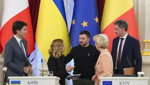 Ukraine sẽ ra sao khi đồng minh khủng hoảng?