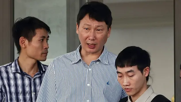HLV Kim Sang Sik trở về H&agrave;n Quốc