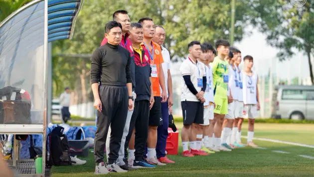 Trợ l&yacute; HLV U19 C&ocirc;ng an H&agrave; Nội bị kỷ luật