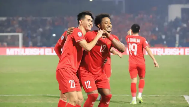 Tiến Linh c&oacute; quyết định bất ngờ với huy chương lỗi