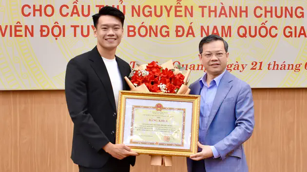 Vinh danh hậu vệ hay nhất tuyển Việt Nam tại ASEAN Cup