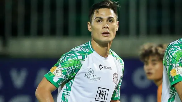 Loạt cầu thủ bị treo gi&ograve; ở V-League