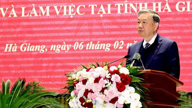 Tổng B&iacute; thư l&agrave;m việc với Ban Chấp h&agrave;nh Đảng bộ tỉnh H&agrave; Giang
