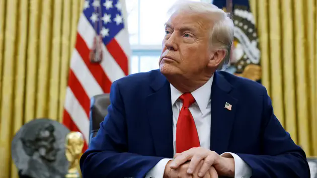 Chương tr&igrave;nh nghị sự của &ocirc;ng Trump gặp r&agrave;o cản ph&aacute;p l&yacute;