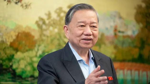 Tổng B&iacute; thư: Khoa học c&ocirc;ng nghệ l&agrave; miền đất hoang vu cần khai th&aacute;c