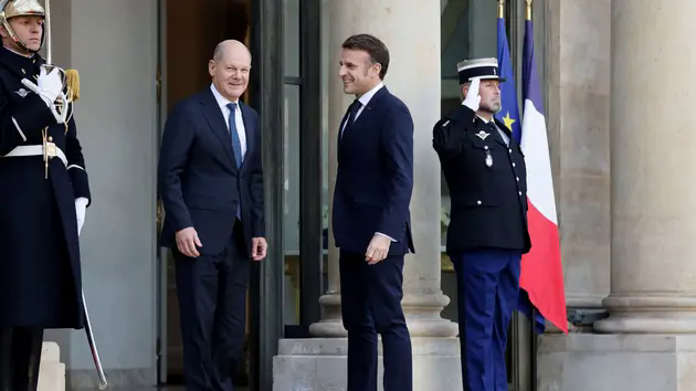 Ch&acirc;u &Acirc;u 'thức tỉnh' khi bị gạt khỏi b&agrave;n đ&agrave;m ph&aacute;n Ukraine
