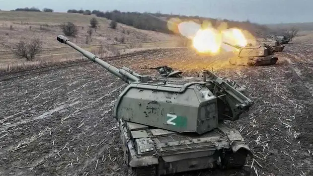 Ph&aacute;o tự h&agrave;nh Msta-S hủy diệt cứ điểm của Ukraine