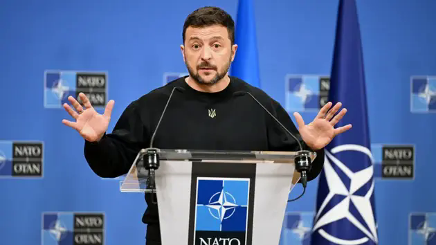 &Ocirc;ng Zelensky sắp gặp đặc ph&aacute;i vi&ecirc;n Mỹ b&agrave;n về hợp t&aacute;c